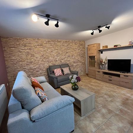 Apartamentos La Flor Сан-Мартин-де-Монкайо Номер фото
