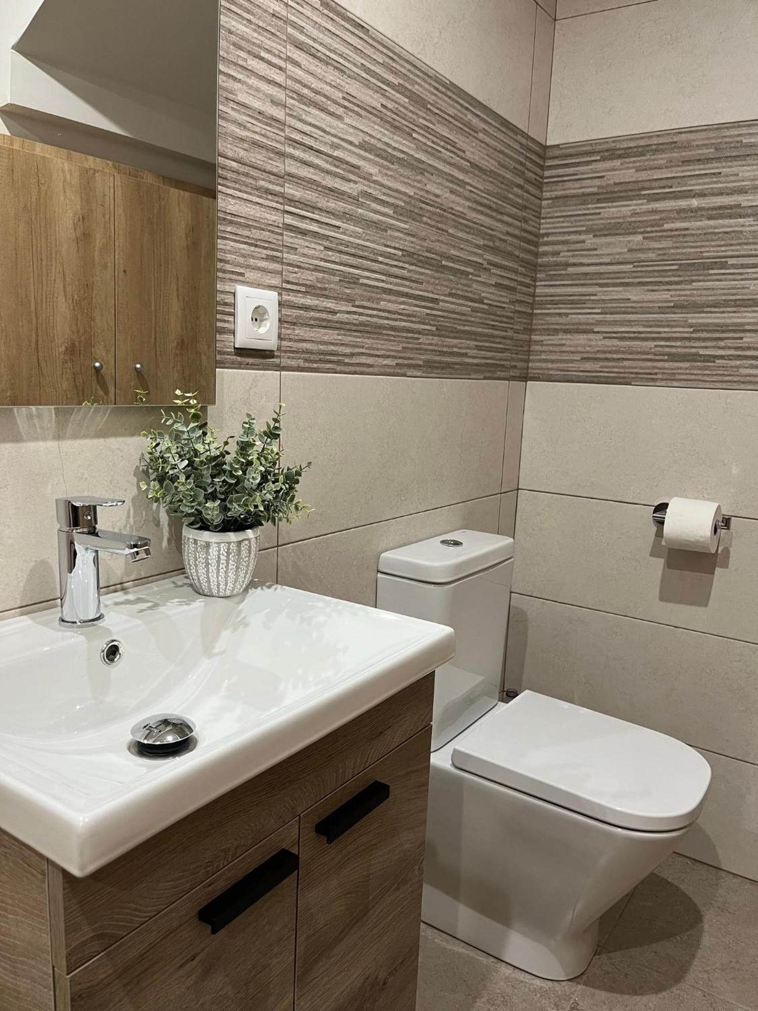 Apartamentos La Flor Сан-Мартин-де-Монкайо Экстерьер фото
